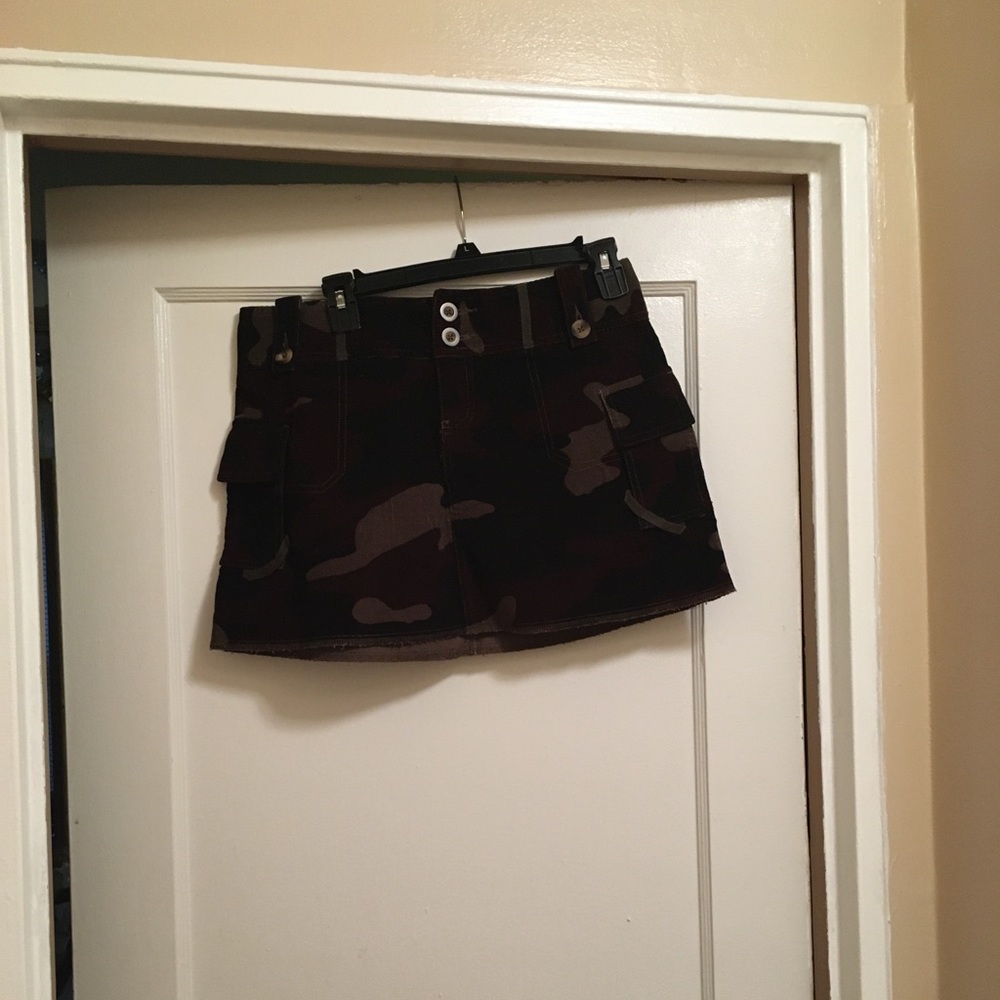 13 1/2 inch mini skirt camouflage print